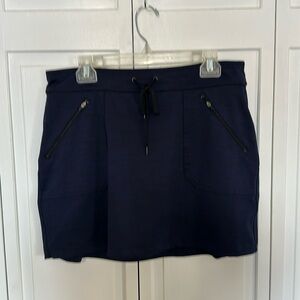 Navy blu skort